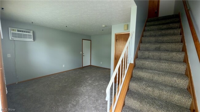 Photo - 239 Brunswick Dr