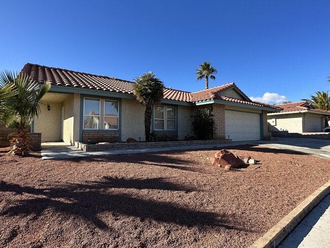 Building Photo - 8745 Isola Dr