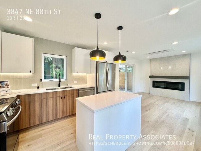 Photo - 3847 NE 88th St