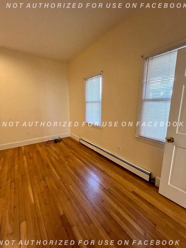 Photo - 137 High St Unit 3