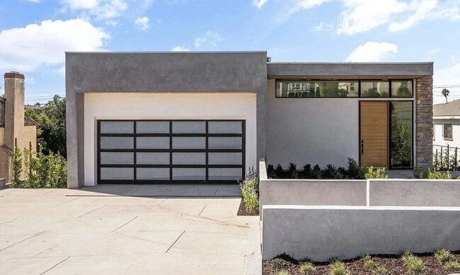 3515 Ocean View Ave
