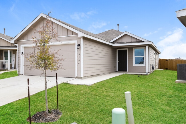 Photo - 13906 White Water