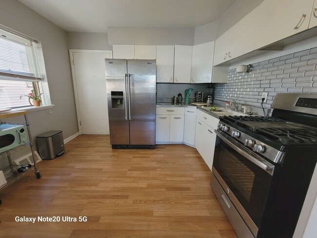 Photo - 3411 S Howell Ave Unit 1