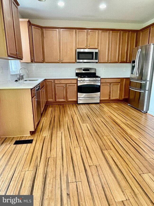 Photo - 121 Macon Dr