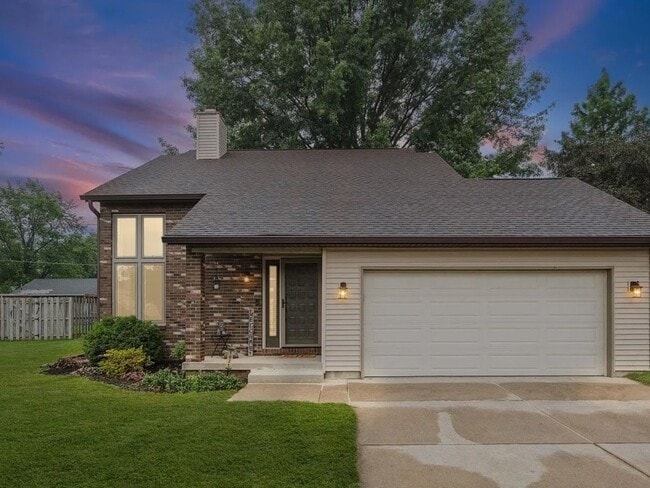 Building Photo - 1021 Southport Dr