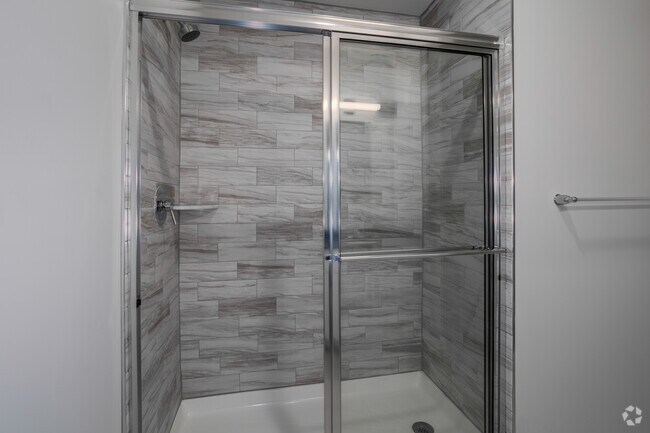 2BR, 2BA - 1,311SF - 1st Bathroom