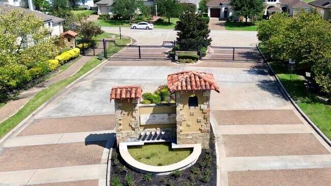 Photo - 7511 Raes Creek Dr