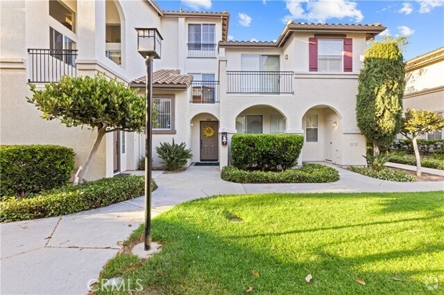 Building Photo - 1602 Elk Grove Rental