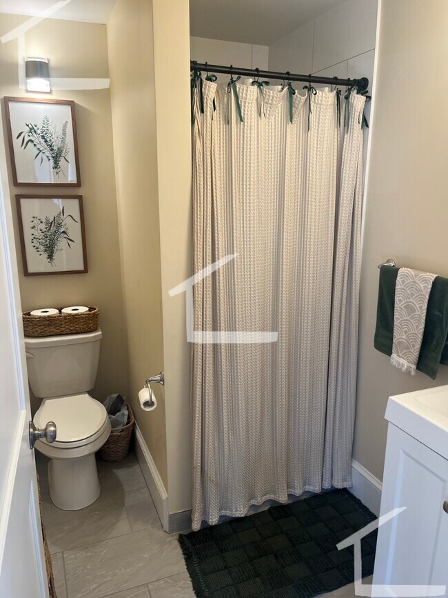 Photo - 58 Hunnewell Ave Unit 2