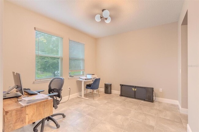 Photo - 8078 Glenlloyd Ave