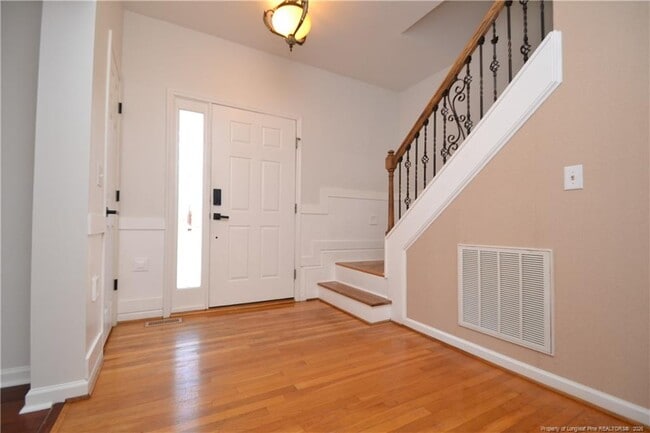 Photo - 900 Creek Haven Dr