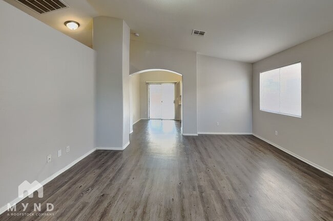Photo - 2858 Mt Hope Dr