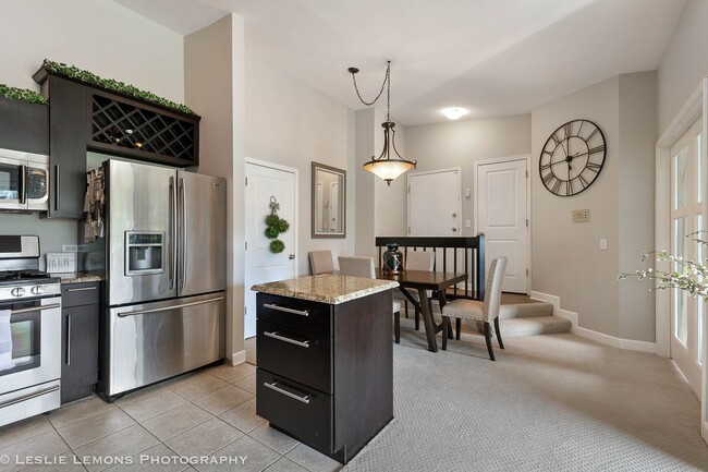 Photo - 1316 McDowell Rd Unidad 203