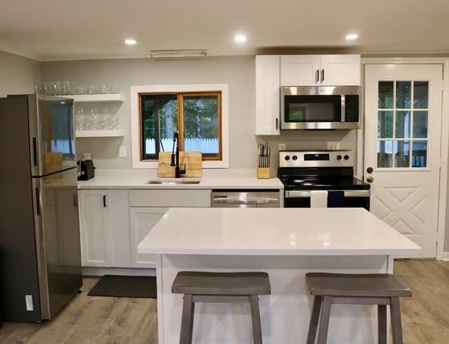 Building Photo - 175 Sam Ryder Rd Rental