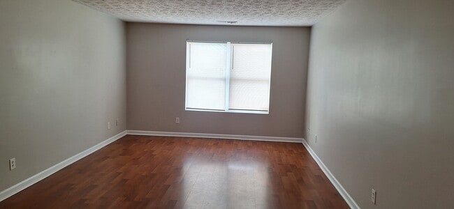 Building Photo - 8301 Waldrop Pl Unit 8301 Waldrop Place