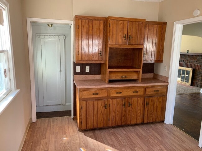 Photo - 3 Bed 1.5 Bath Colonial