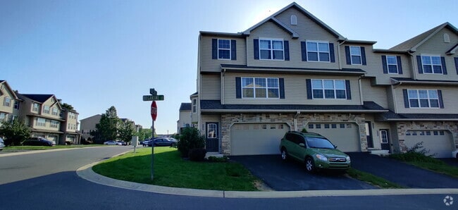 Building Photo - 1213 Chelsen Cross Rental