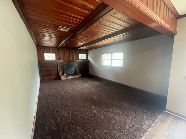 Photo - 3 bedroom 1 bathroom single level home