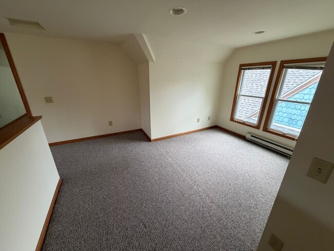 Photo - 419 W Doty St Unidad #2