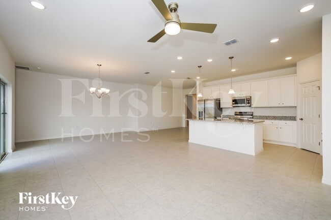 Photo - 1573 Isleta Lp