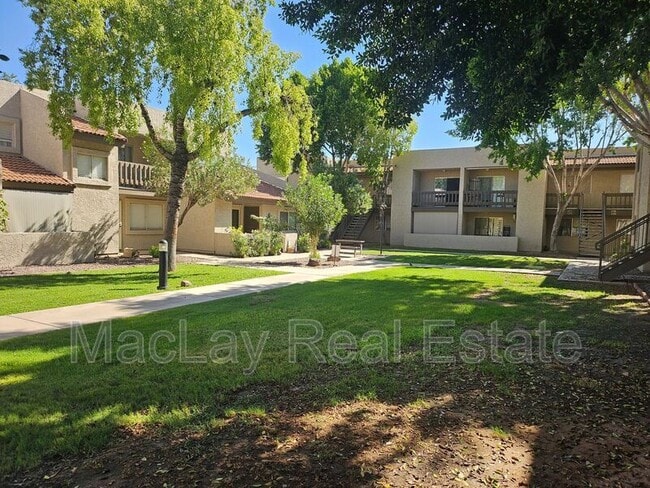 Photo - 520 N Stapley Dr