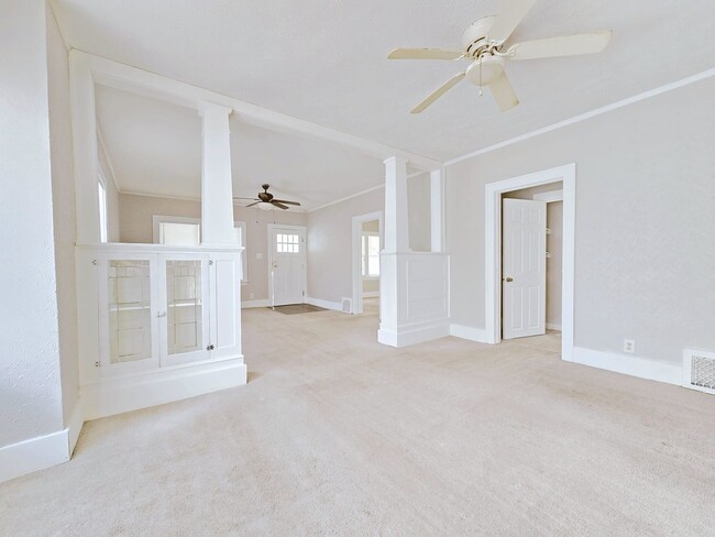 Photo - 917 Sancome Ave