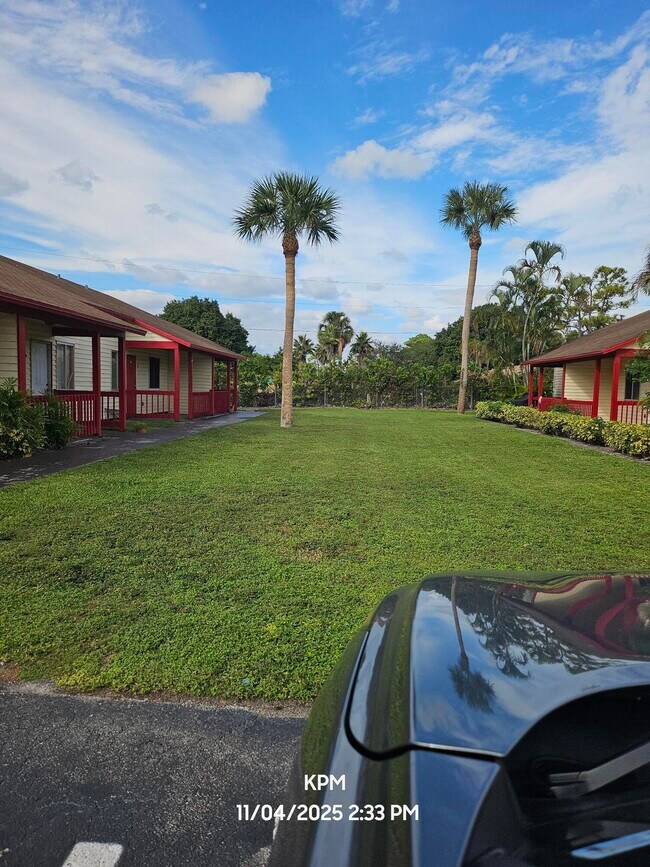 Photo - 1305 Rosewood Villa Ln