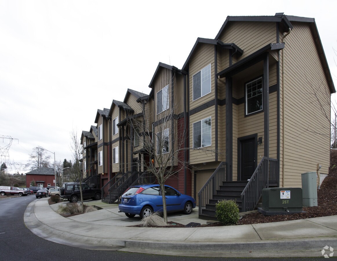 Photo - 2709-2743 Rossiter Ln