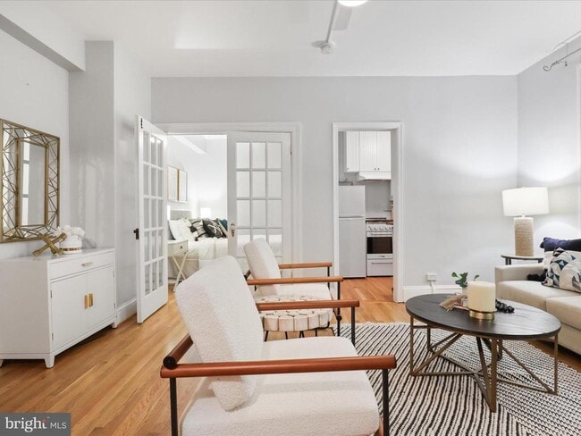 Building Photo - 2707 Adams Mill Rd NW Unit 108