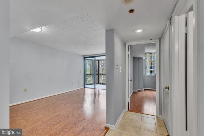 Photo - 1001 N Randolph St Unidad 321