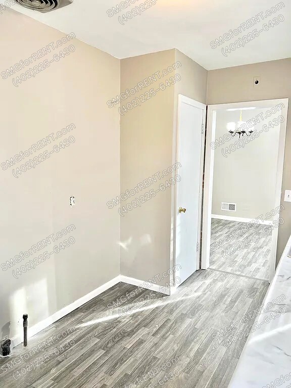 Photo - 2124 S 42nd St