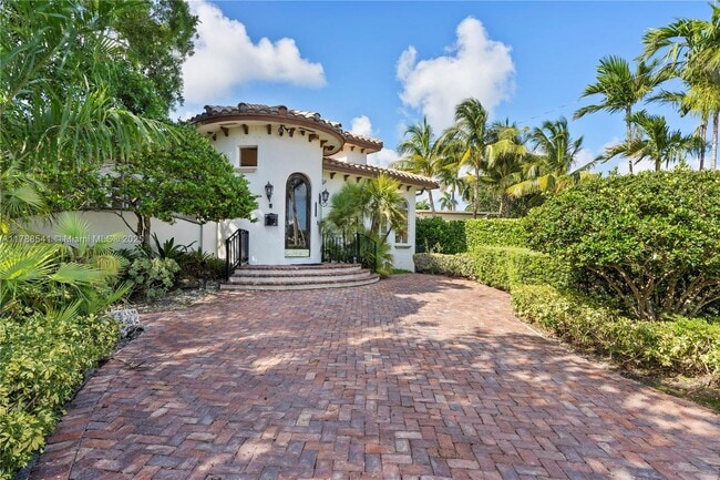 Photo - 1223 Jackson St