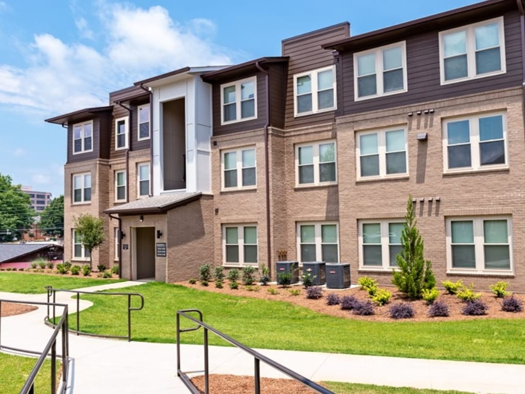 Legacy at Walton Summit II Senior - Legacy at Walton Summit II Senior Apartamentos