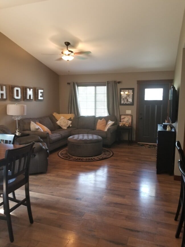 Photo - 2850 Swallowtail Ct