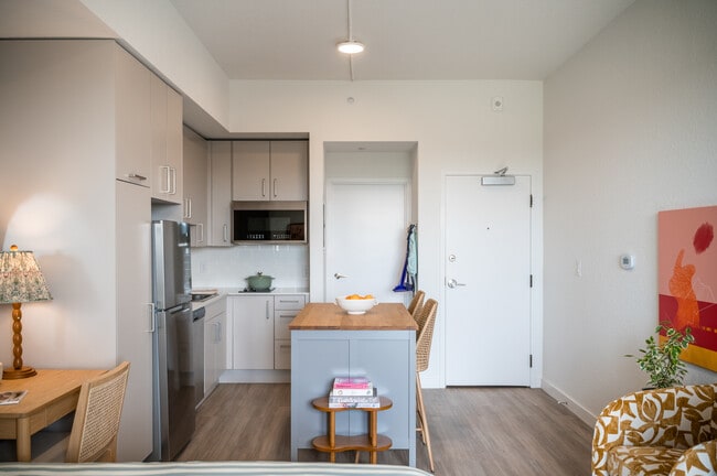 Photo - The Teale Golden Gate