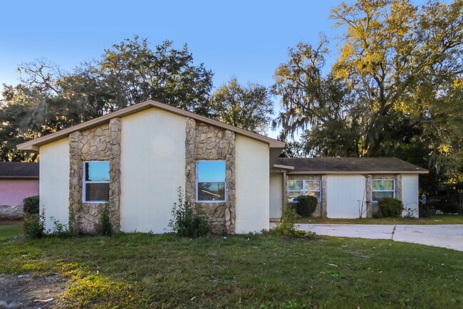 Photo - 2426 Sable Dr House