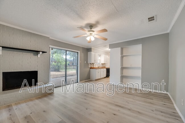 Photo - 6500 Melinda Dr