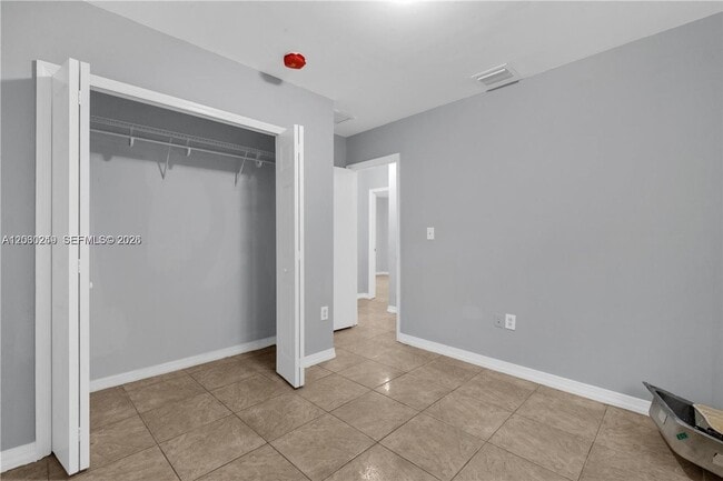 Photo - 2000 NW 27th St