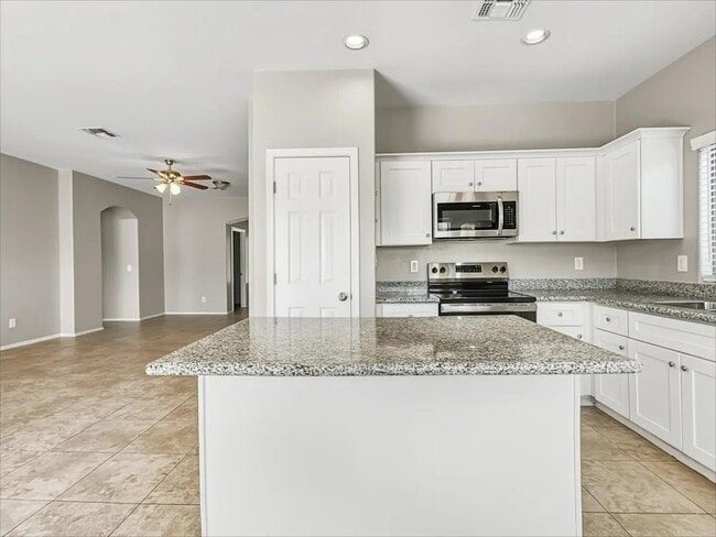 Photo - 1609 S 79th Ln