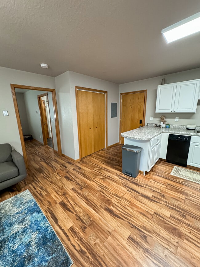 Photo - Theater Apartments Beulah Unit 5