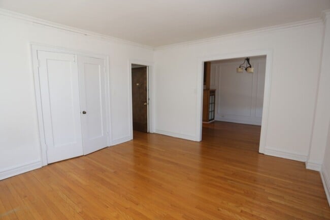 6200 N Clark, Unit 26-3A, Chicago, IL 60660