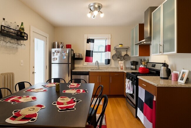 Photo - 456 Medford St Unit U4