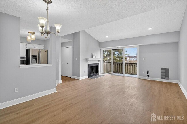 Photo - 304 Aspen Dr