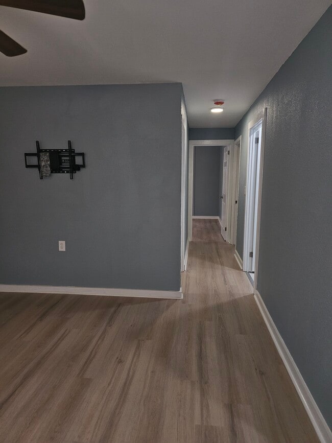 Photo - 505 S Magnolia St