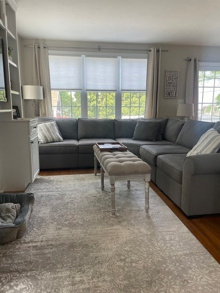 Photo - 128 Colonial Rd