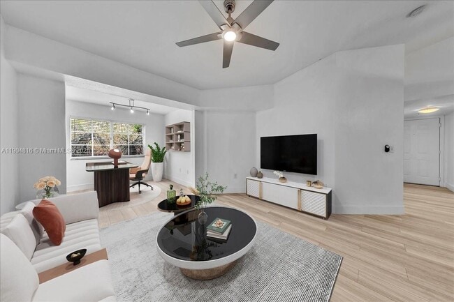 Photo - 2516 Centergate Dr Unidad 303