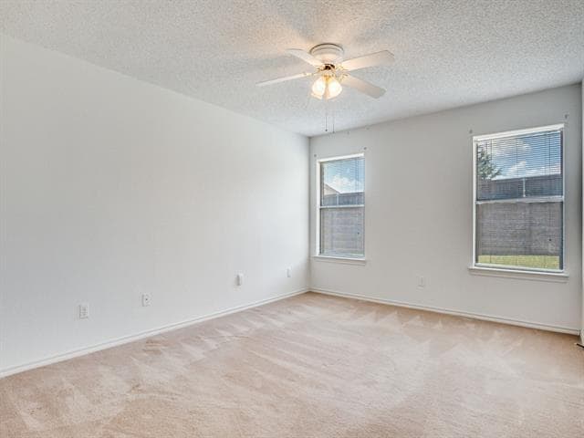 Photo - 10820 Edgewater Dr