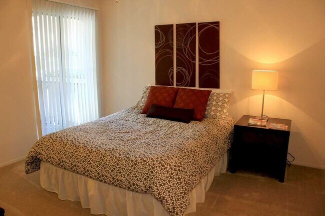 Photo - 2000 Cedar Bend Dr Unit 10305