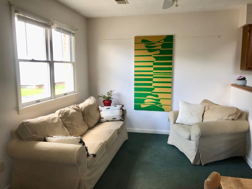 Photo - 726 Locust St