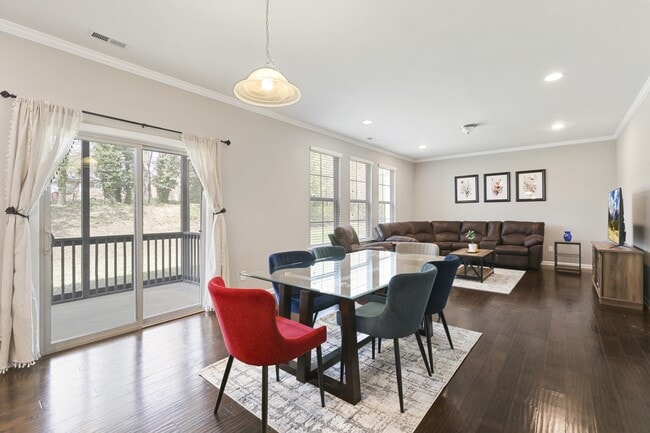 Photo - 400 Fairway Dr